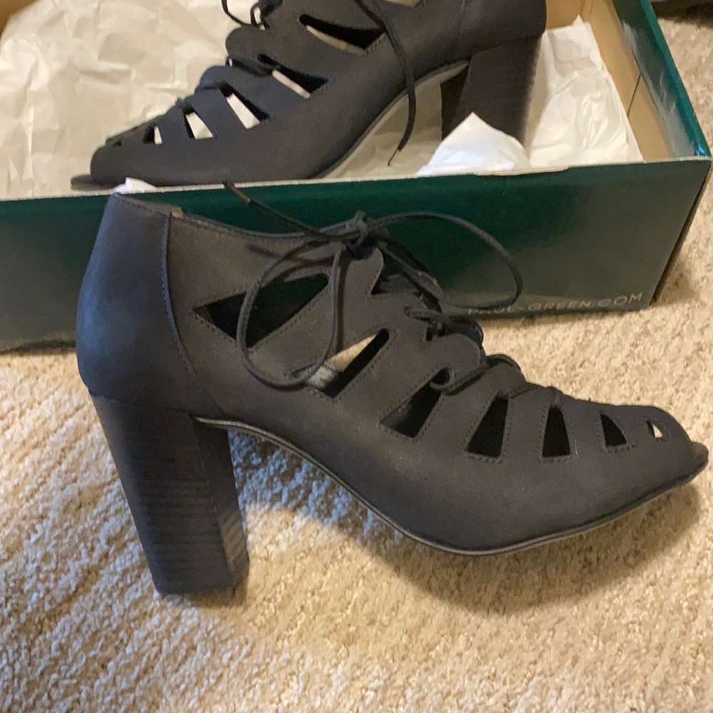 Paul Green Heels Size 9
